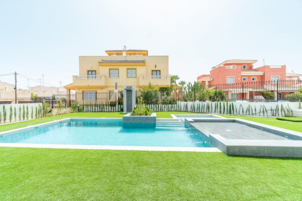 New residential complex at Los Balcones(Torrevieja)