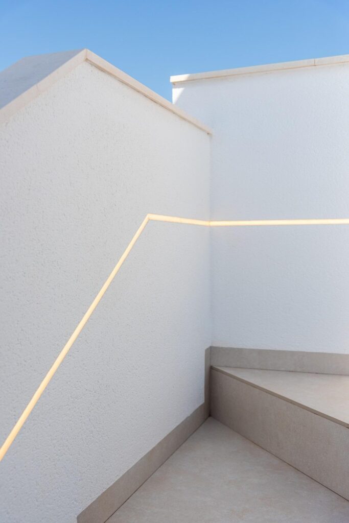 NOWY BUDYNEK WILLE W SAN JAVIER