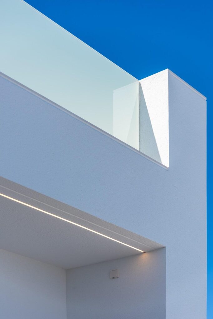 NOWY BUDYNEK WILLE W SAN JAVIER