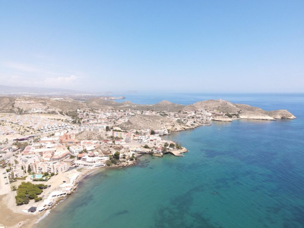 NOWO WYBUDOWANE WILLE SAN JUAN DE LOS TERREROS, ALMERIA