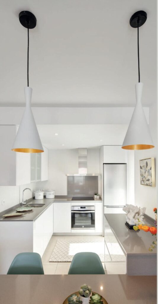 RYNEK PIERWOTNY APARTAMENTY W NUEVA ANDALUCIA