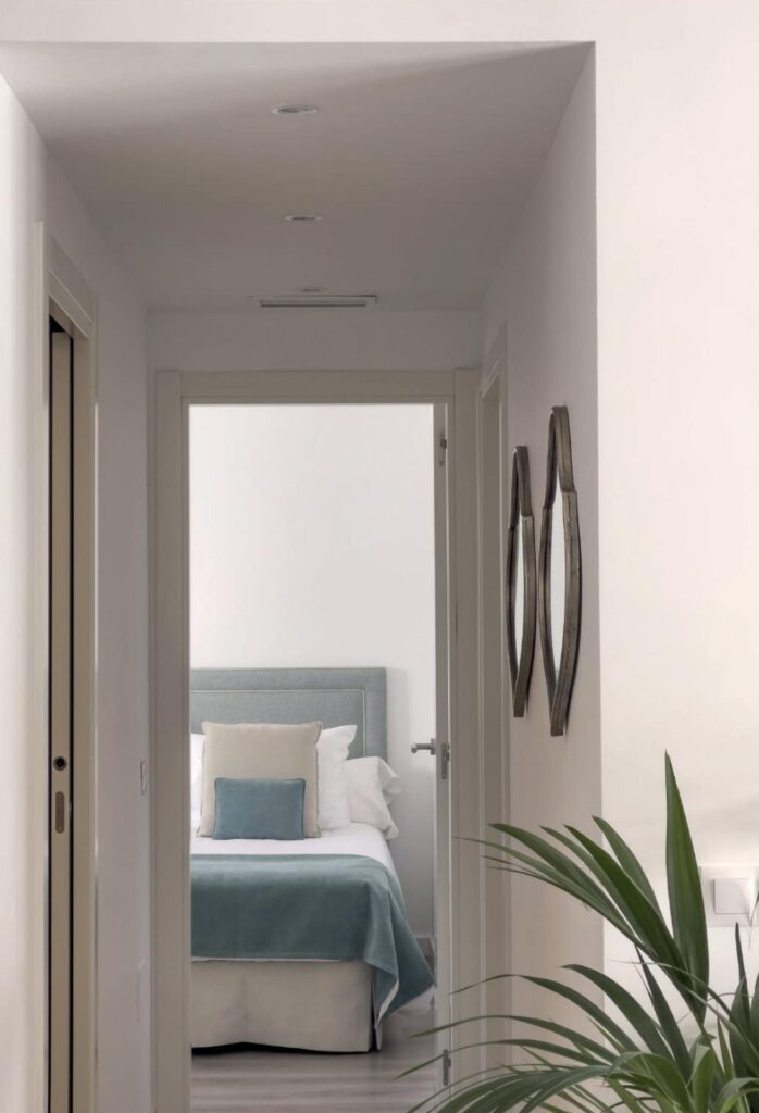 RYNEK PIERWOTNY APARTAMENTY W NUEVA ANDALUCIA