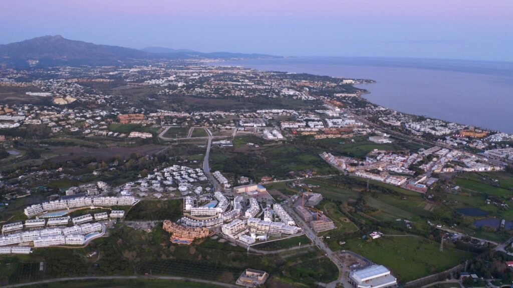 Apartamenty w nowym budownictwie w Cancelada, Estepona – Luksus i natura w nowej Złotej Mili