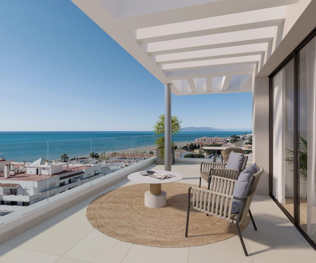 Nowe apartamenty 100 m od morza w Rincon de la Victoria, Torre de Benagalbon