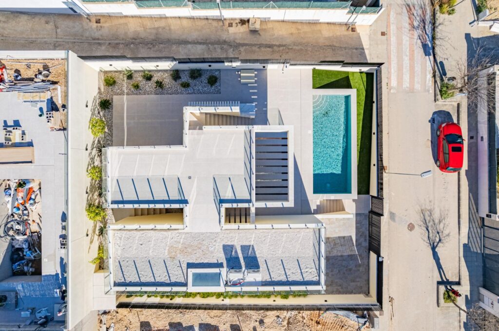 Gotowa do zamieszkania nowa willa z widokiem na morze w La Alberca Polop