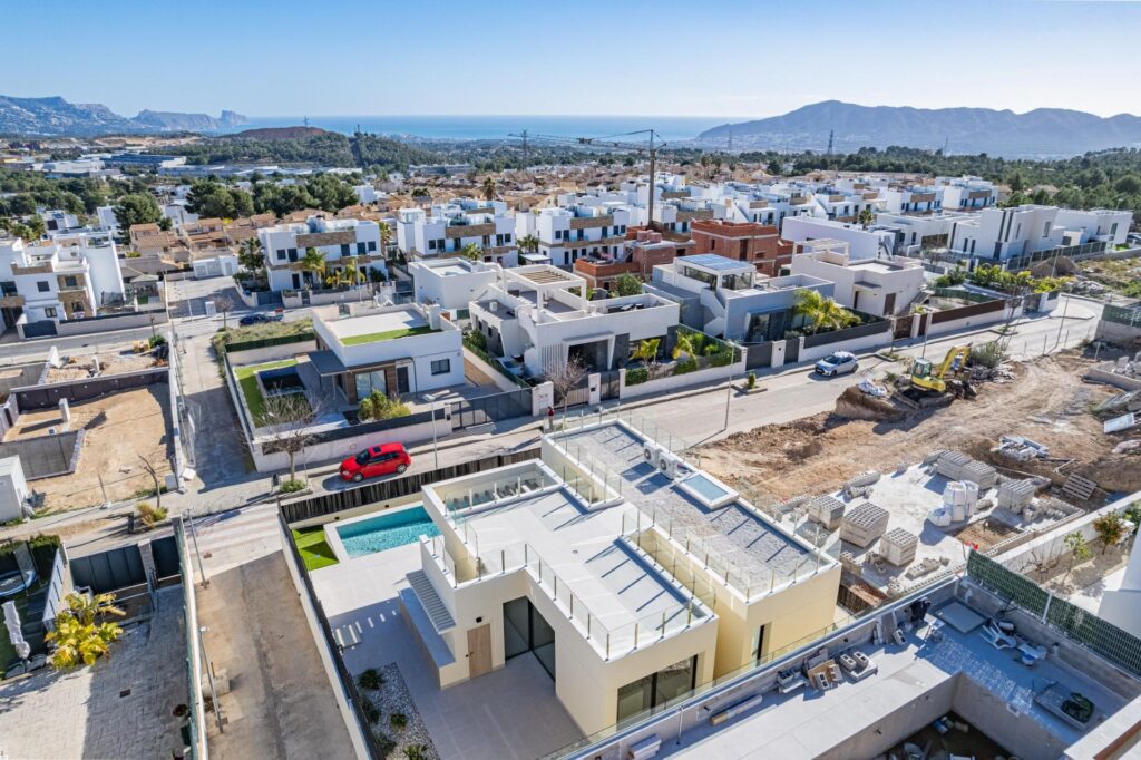 Gotowa do zamieszkania nowa willa z widokiem na morze w La Alberca Polop