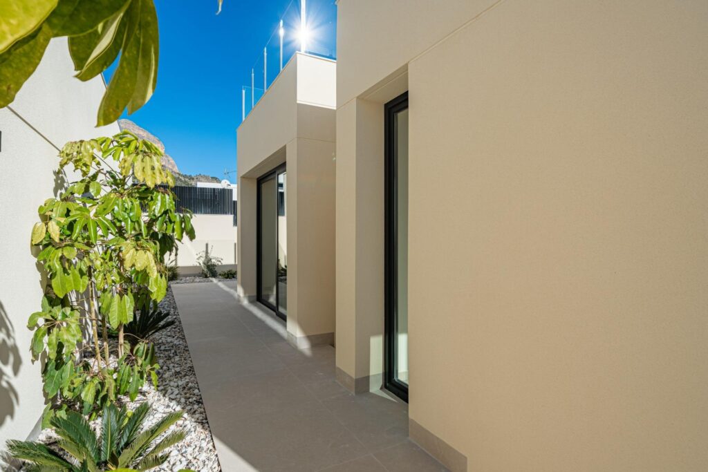 Gotowa do zamieszkania nowa willa z widokiem na morze w La Alberca Polop