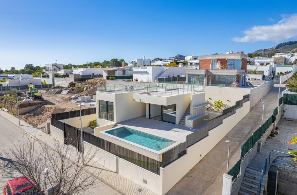 Gotowa do zamieszkania nowa willa z widokiem na morze w La Alberca Polop