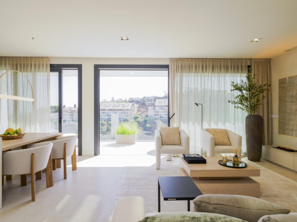 Luksusowe nowe kamienice z widokiem na morze w El Higuerón, Costa del Sol