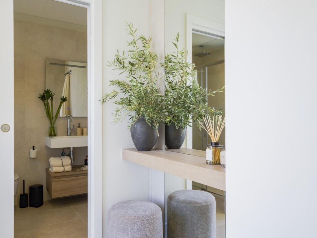 Luksusowe nowe kamienice z widokiem na morze w El Higuerón, Costa del Sol