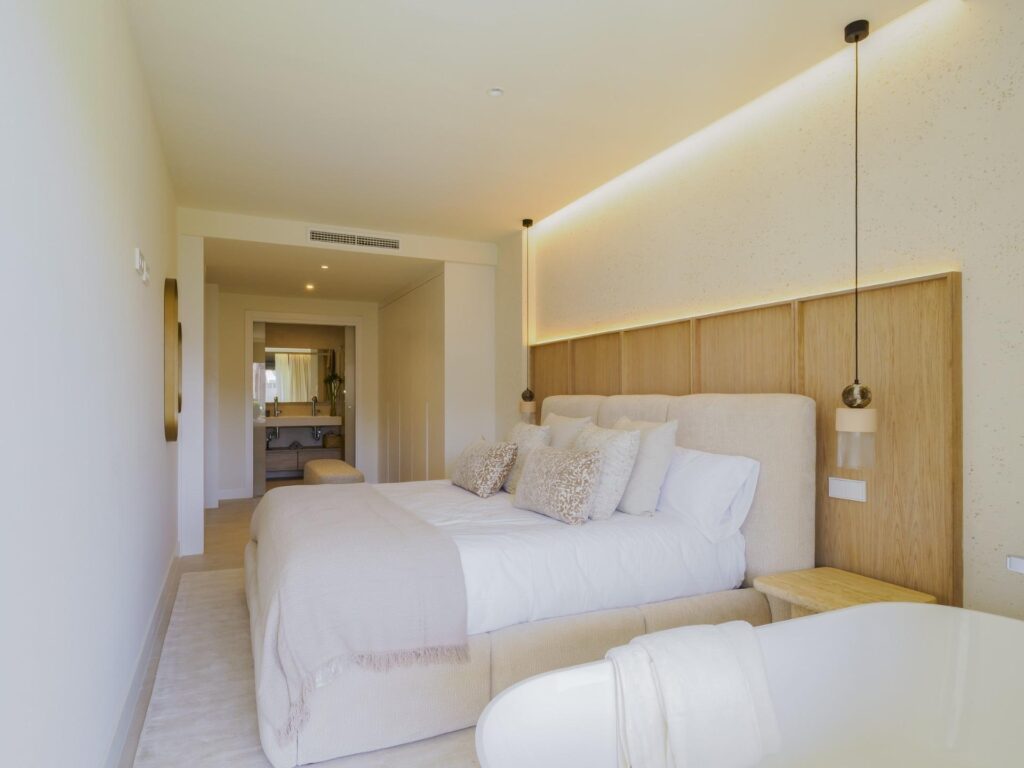 Luksusowe nowe kamienice z widokiem na morze w El Higuerón, Costa del Sol