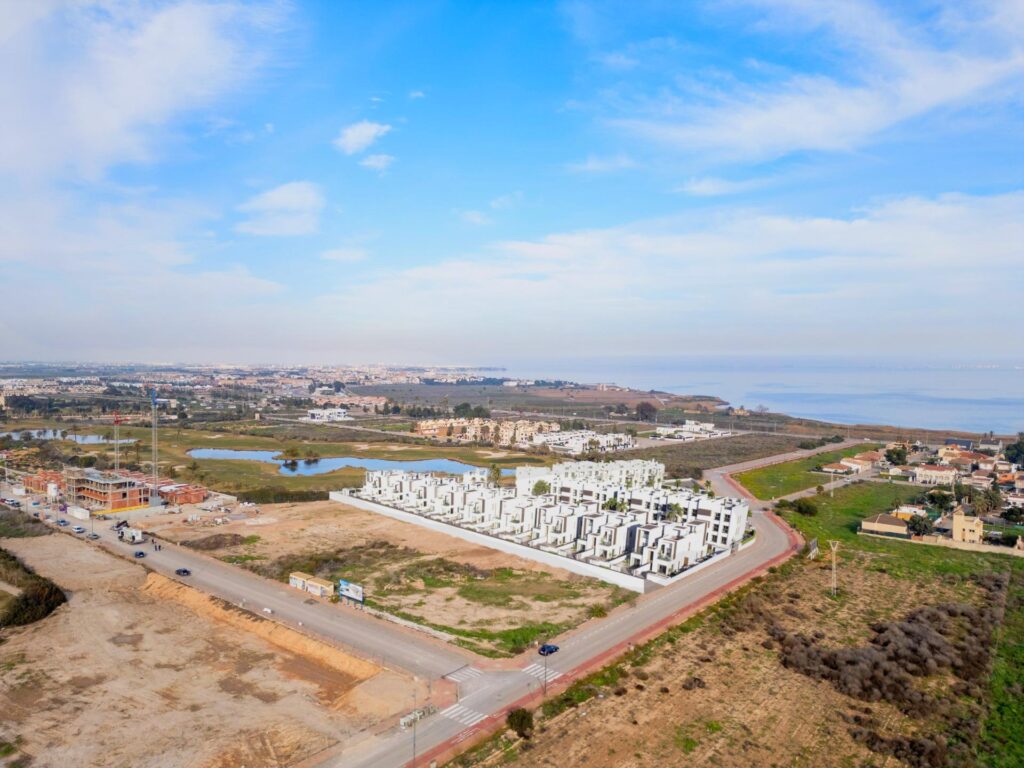 Nowe apartamenty w ośrodku wypoczynkowym La Serena Golf-Los Alcazares w pobliżu plaży