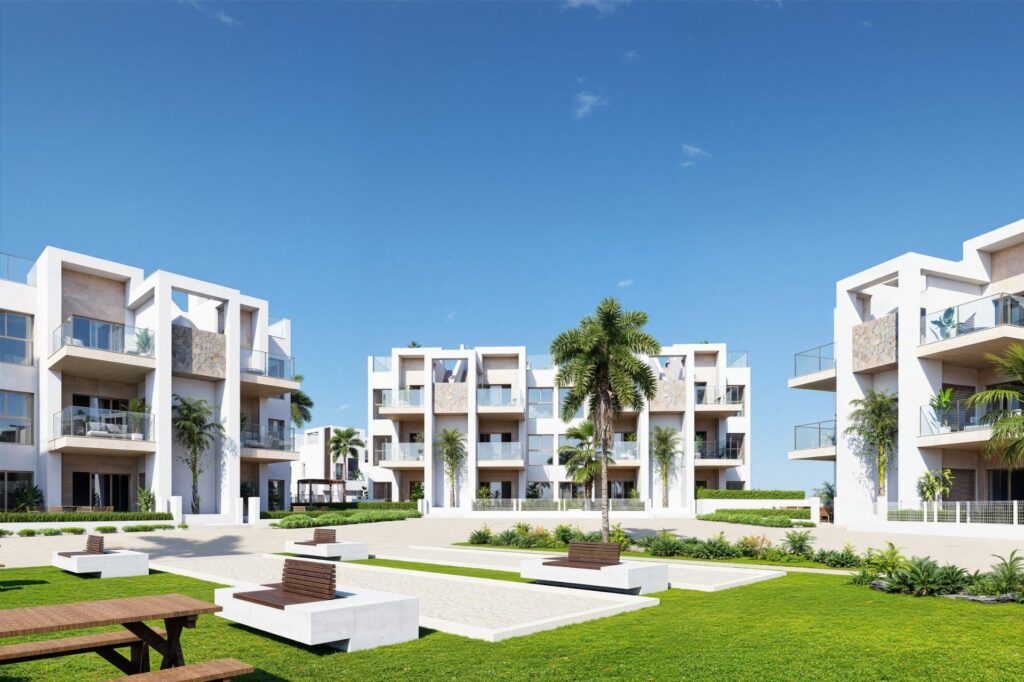 Nowe apartamenty w ośrodku wypoczynkowym La Serena Golf-Los Alcazares w pobliżu plaży