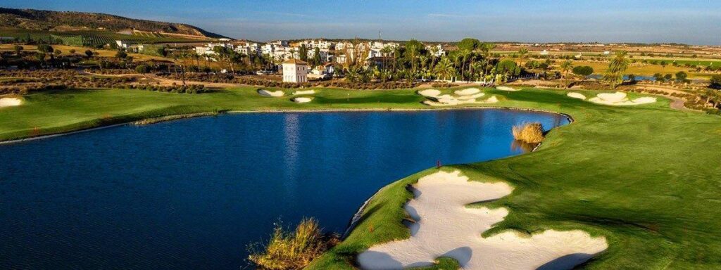 NOWY BUDYNEK BUNGALOWÓW W CONDADO DE ALHAMA POLE GOLFOWE