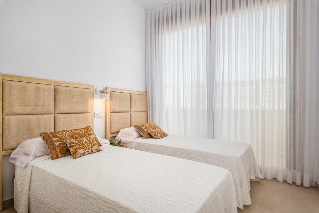 NOWY BUDYNEK WILLE W VERA, ALMERIA