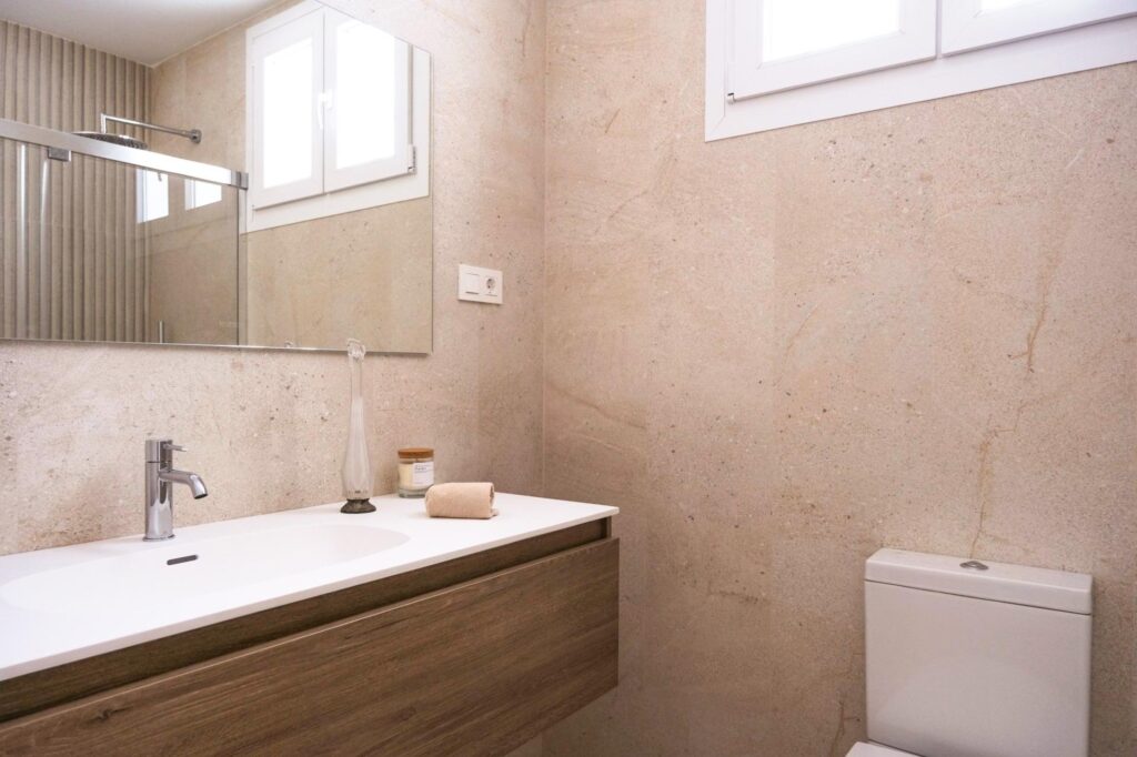 Ekskluzywne domy z widokiem na morze w La Malagueta (Malaga): życie w najlepszej nadmorskiej lokalizacji