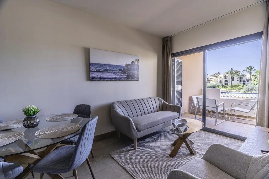Apartamenty z licencją turystyczną na inwestycję w pobliżu plaży w Vera, Almeria
