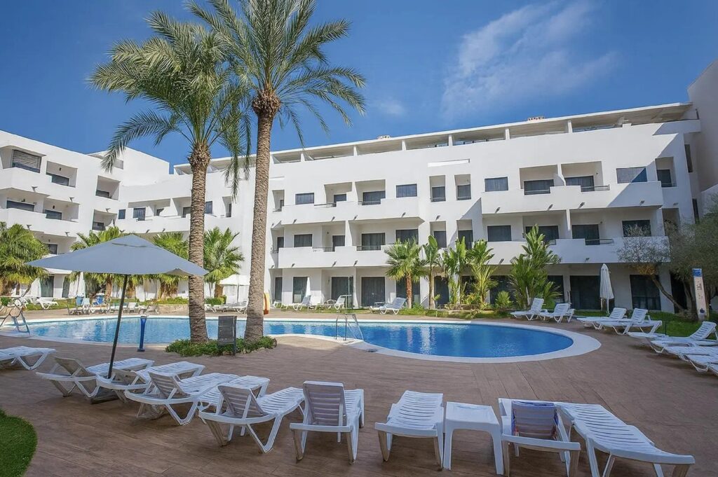 Apartamenty z licencją turystyczną na inwestycję w pobliżu plaży w Vera, Almeria
