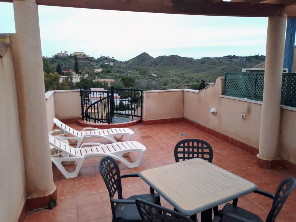 Apartamenty turystyczne na inwestycję w pobliżu plaży w Aguilas (Murcja)