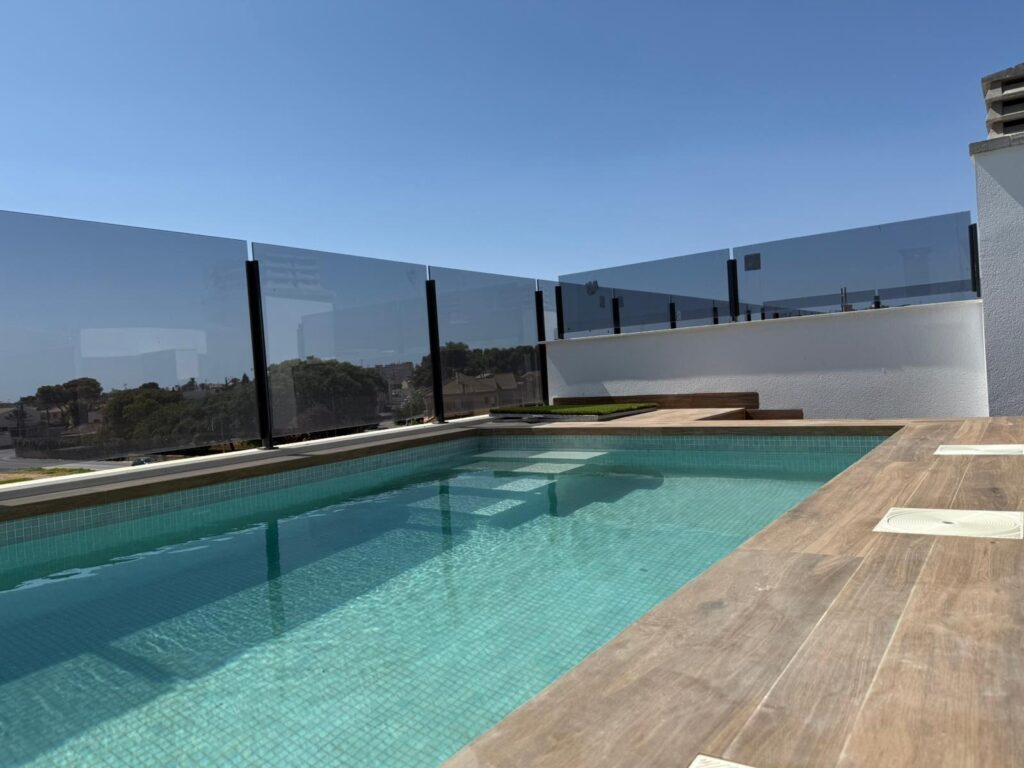 Nowo wybudowane bungalowy w San Pedro del Pinatar – nowoczesne życie w pobliżu plaży