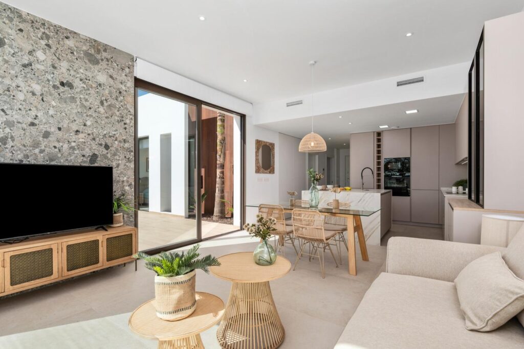 Nowe apartamenty i wille przy polu golfowym w Los Alcazares na Costa Calida