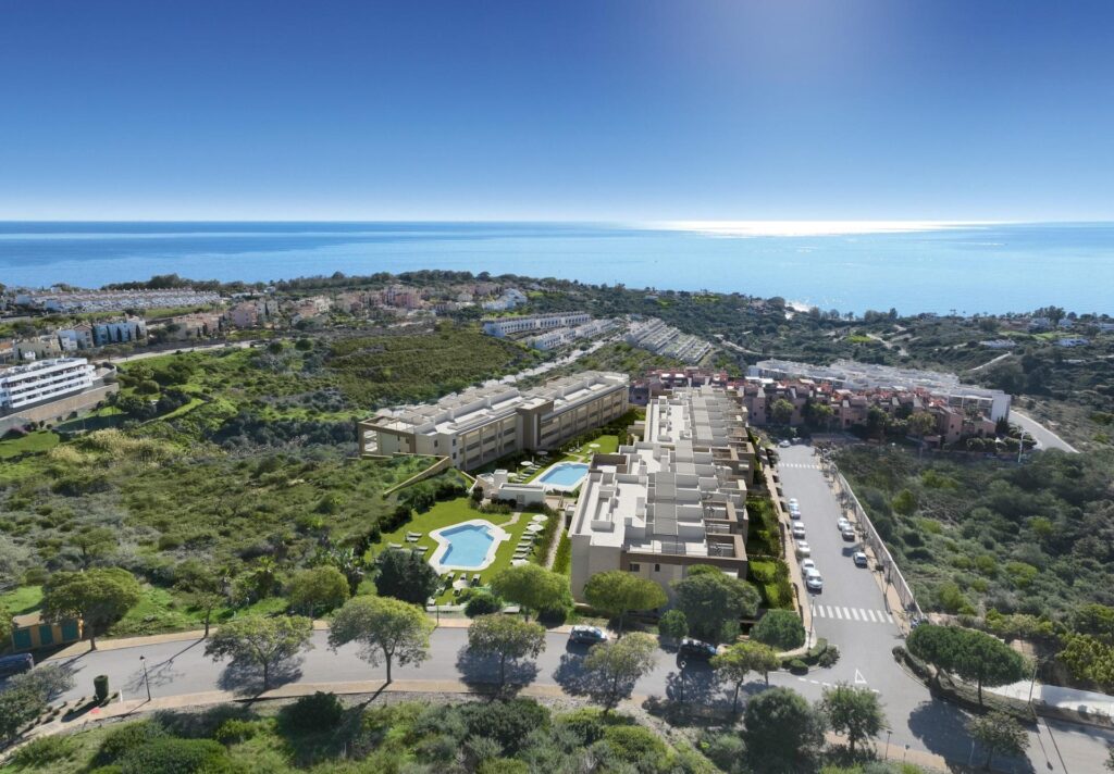Nowe apartamenty z widokiem na morze w Bahía de las Rocas w Manilva na Costa del Sol