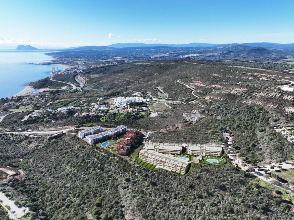 Nowe apartamenty z widokiem na morze w Bahía de las Rocas w Manilva na Costa del Sol