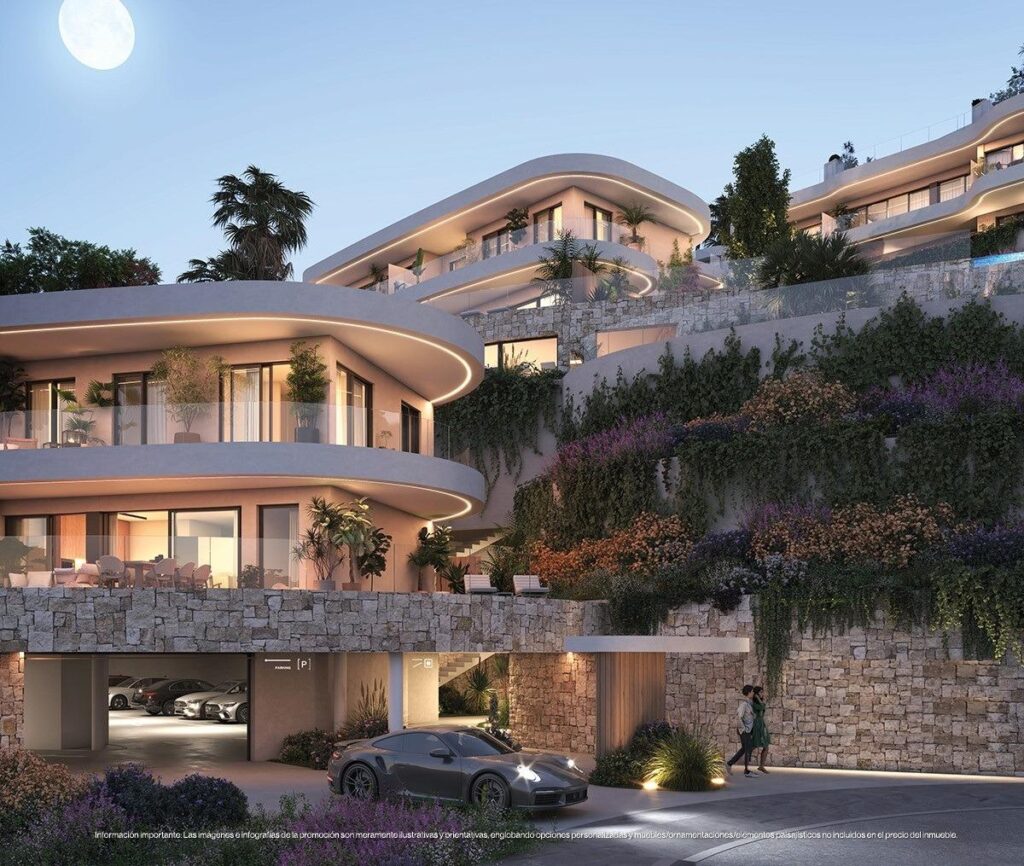 Luksusowe, nowo wybudowane kamienice na sprzedaż w Las Lomas del Higuerón z widokiem na morze i prywatnymi basenami