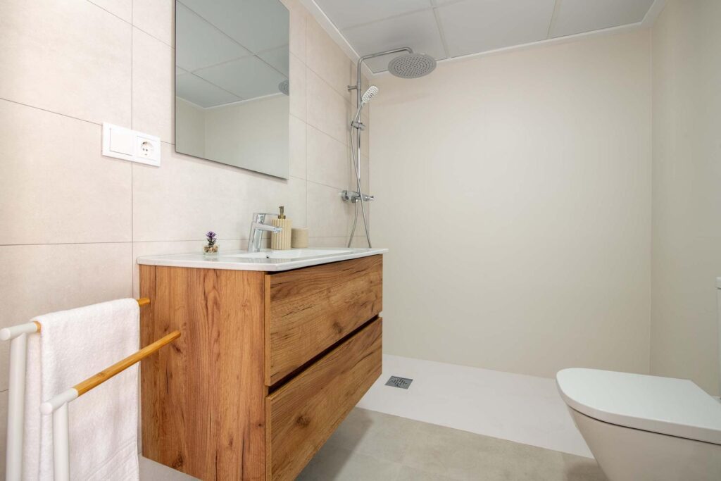 Nowe bungalowy i kamienice w Cox, Alicante