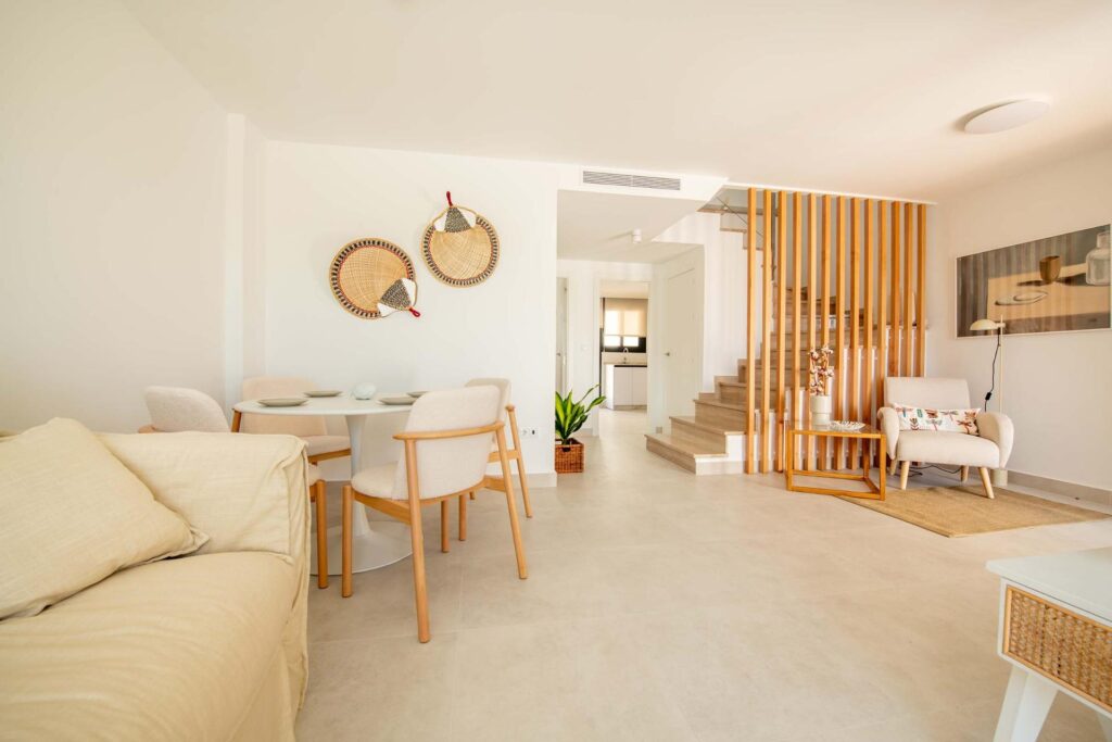 Nowe bungalowy i kamienice w Cox, Alicante