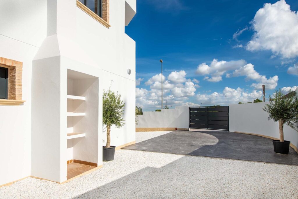 Nowe bungalowy i kamienice w Cox, Alicante