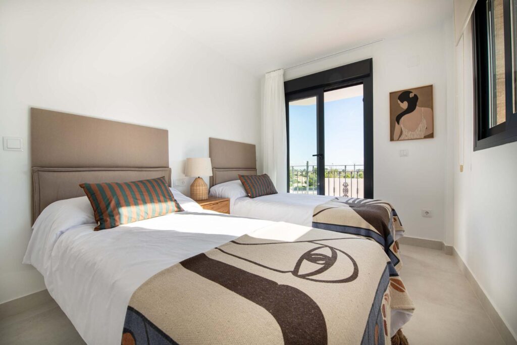 Nowe bungalowy i kamienice w Cox, Alicante