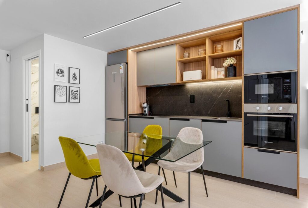 Nowe apartamenty z licencją turystyczną i widokiem na lagunę w El Raso Guardamar del Segura