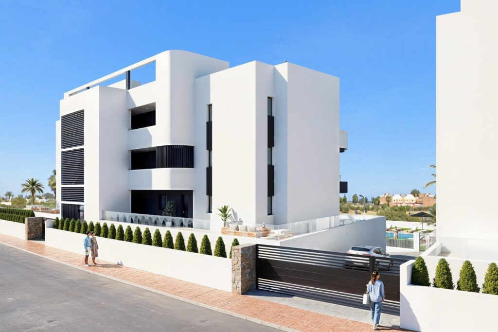 Nowe apartamenty i wille z widokiem na pole golfowe w La Serena Golf w Los Alcazares