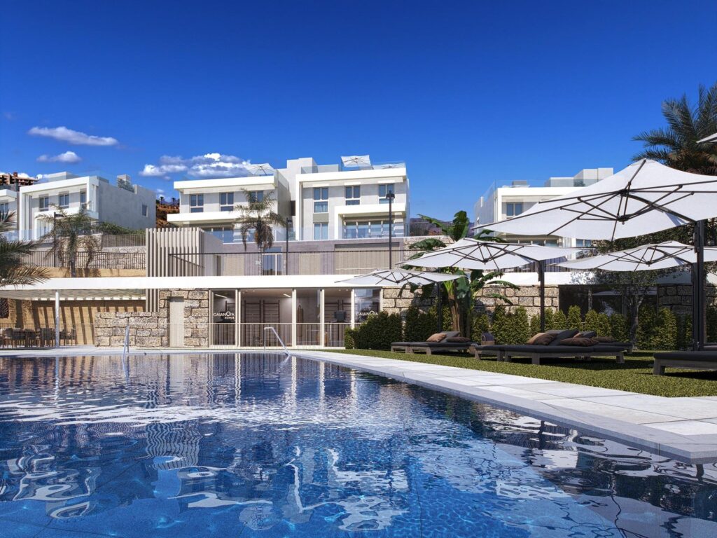 Ekskluzywne wille z 4 sypialniami w Calanova Golf na Costa del Sol