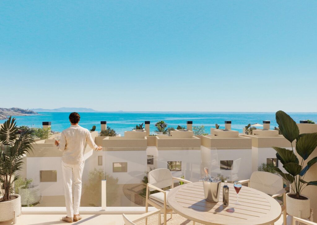 Ekskluzywne domy w pierwszej linii plaży w El Campello na Costa Blanca