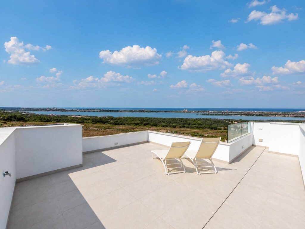 Nowe wille z prywatnym basenem w Vistabella Golf, Orihuela