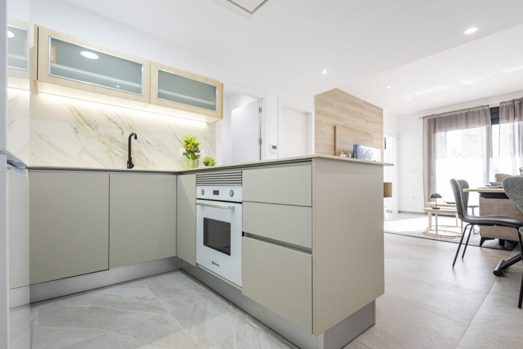 Nowe apartamenty z basenem wspólnym w Nueva Torrevieja