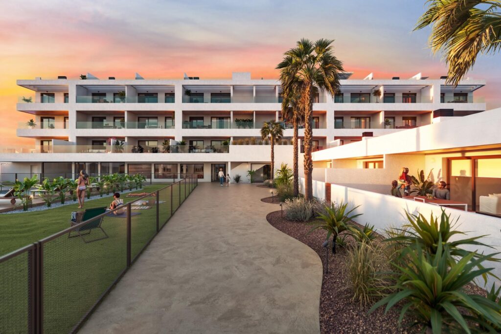 Nowe apartamenty z licencją turystyczną, 300 m od plaży w Torrevieja