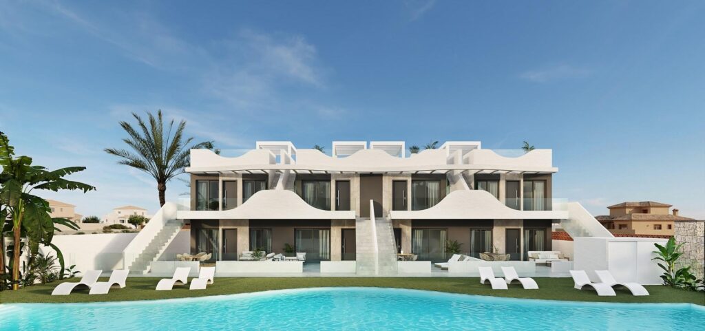 Nowo wybudowane bungalowy w Pilar de la Horadada, południowa Costa Blanca